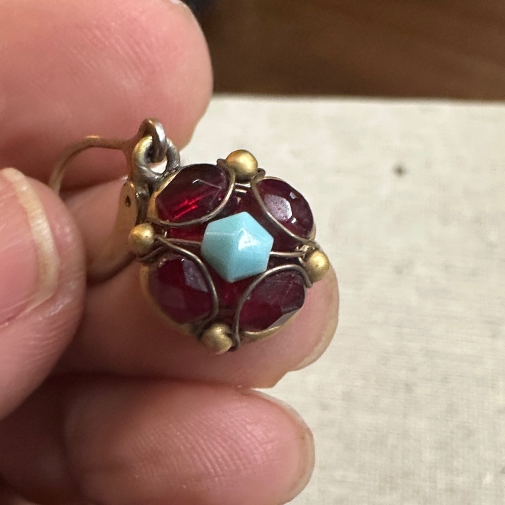 Liz Claiborne Garnet and Turquoise Earrings - Picture 4 of 4